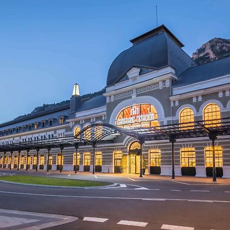Canfranc Estacion, A Royal Hideaway Hotel - Gran Lujo المظهر الخارجي الصورة